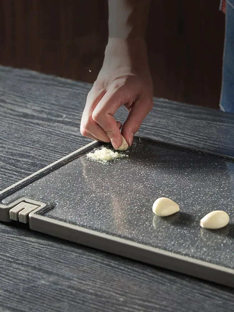 Plastic Cutting Board for Home Food Preparation