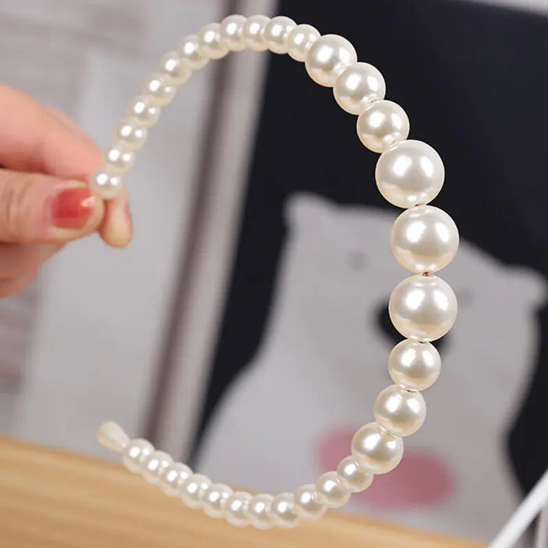 Luxury Baroque Pearl Hairband for Women