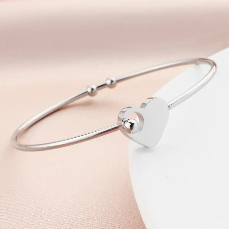 Fashion Titanium Steel Heart Clasp Bracelet